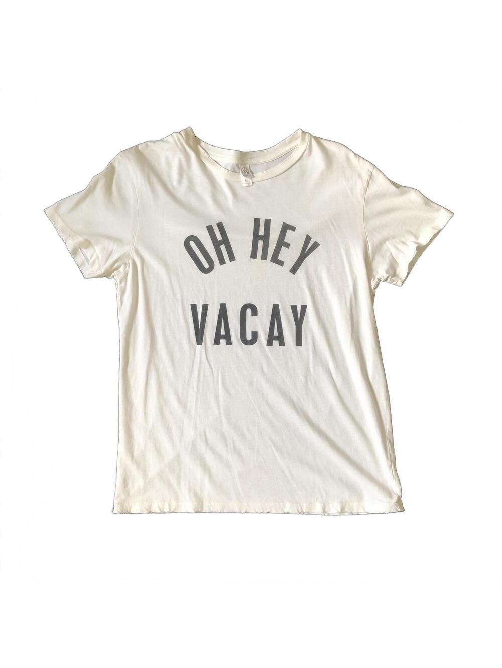Alternative White 'OH HEY VACAY' Graphic T-Shirt Medium